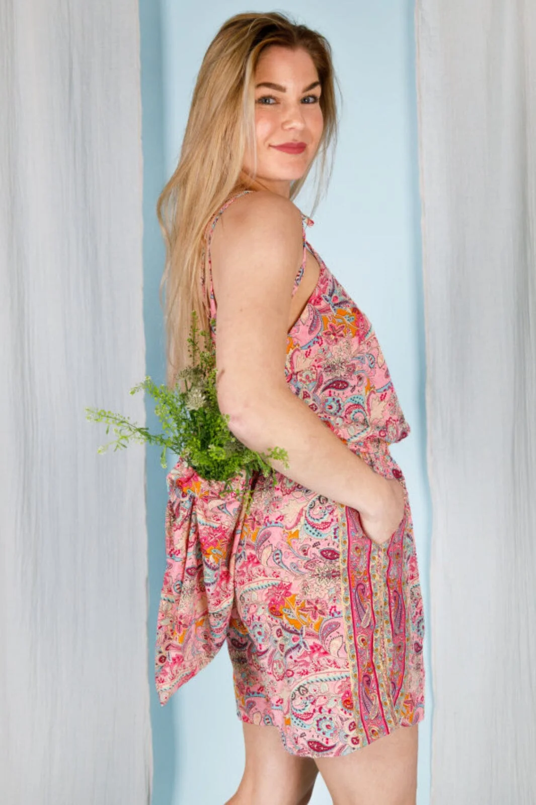 Black Colour Bcluna Shorts Set botanical rose