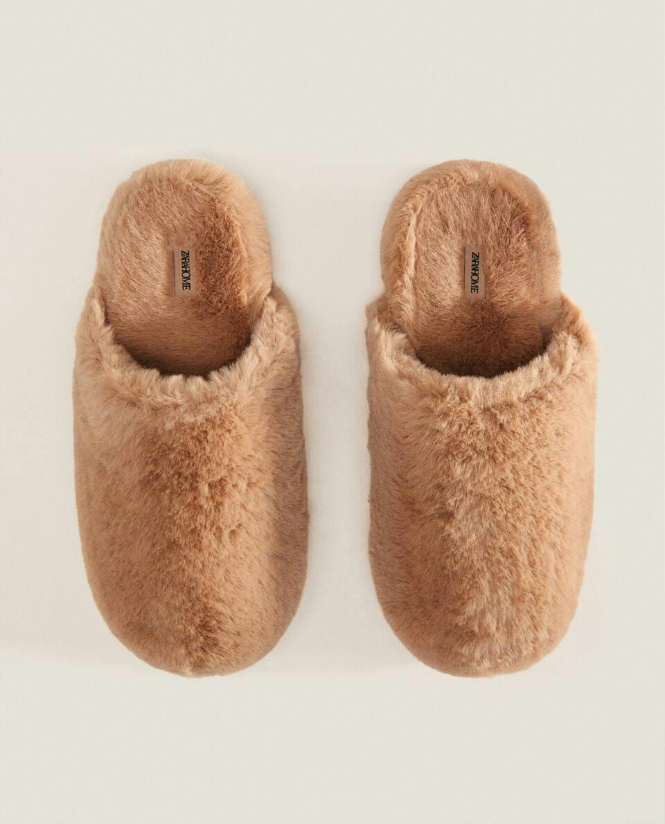 Chinelo Mule de Pele Sintética