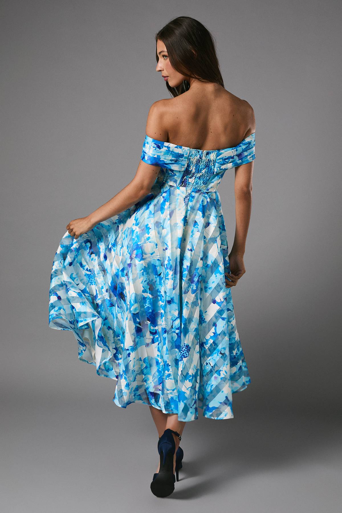 Coast Robe Midi à Imprimé Floral avec Haut Plissé en Organza Rayé