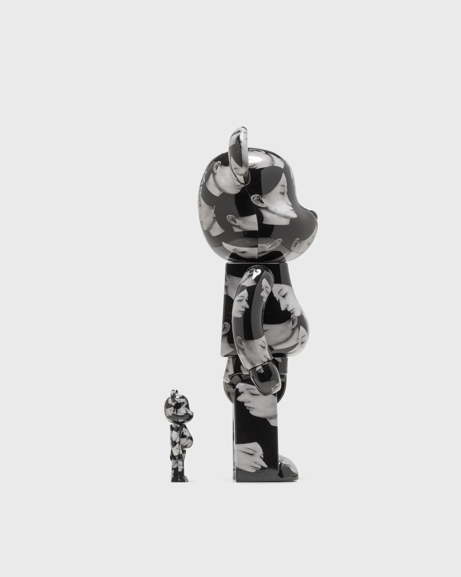 MEDICOM BEARBRICK 400% BLACK SCANDAL MULTIPLE SELVES 2-PACK