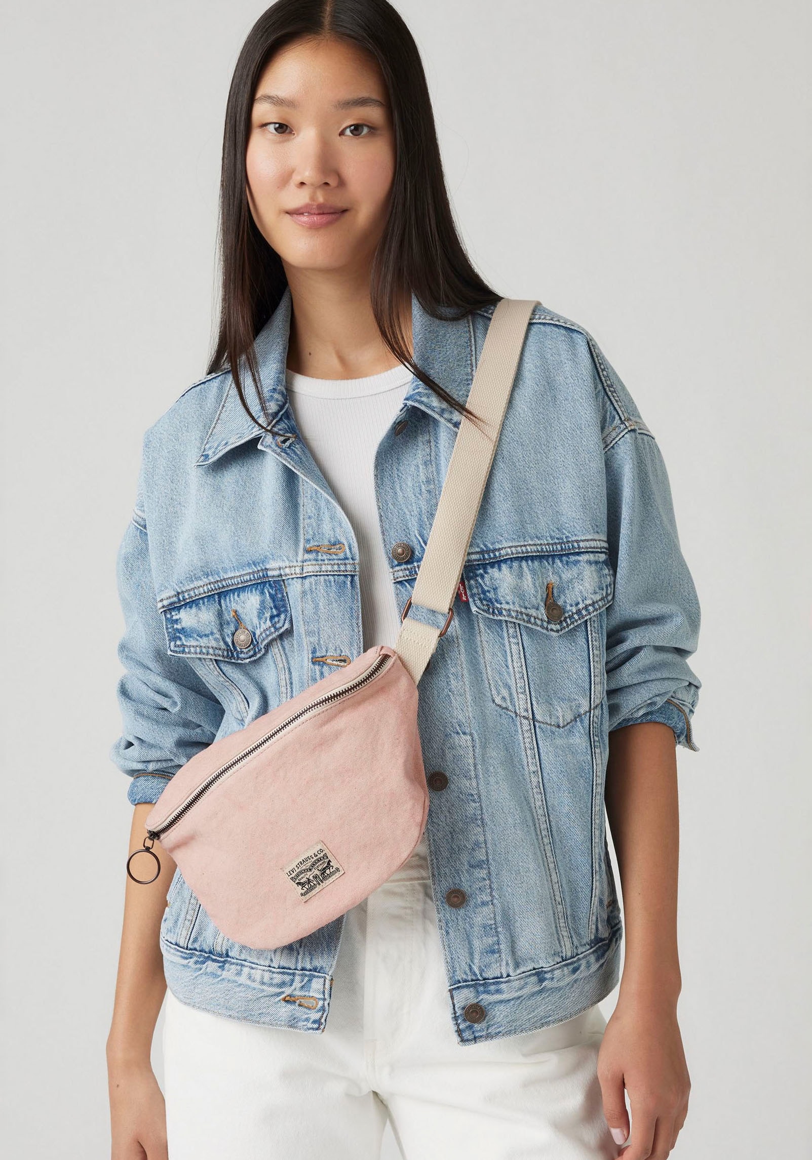 Levi's® Bauchtasche »DEVON CROSSBODY BAG« mit Logostickerei