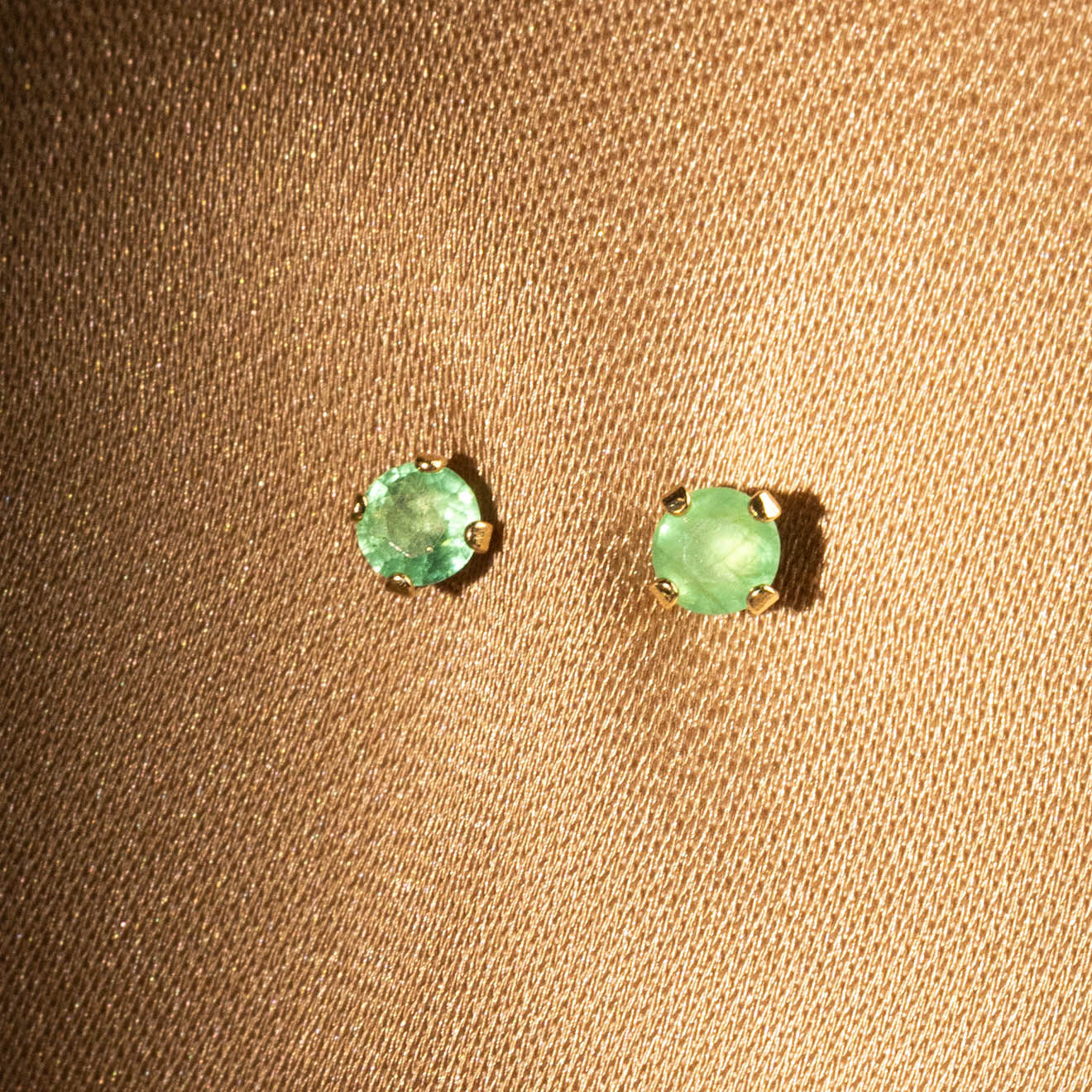 Instant d'Or Boucles d'oreilles Puce Emeralda Emeraude 0.40 ct or jaune - 3.10 mm