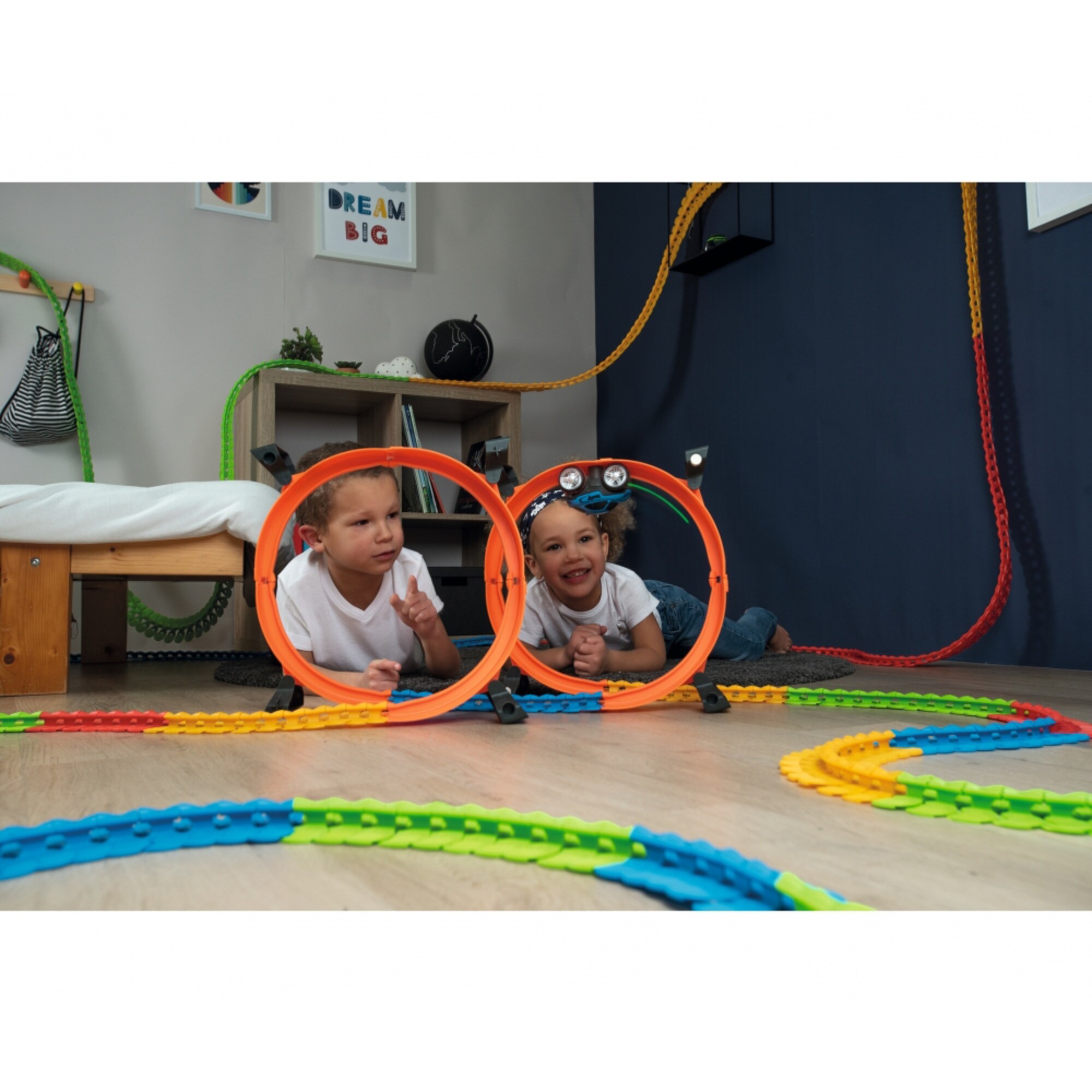 Simba Rennbahn Smoby Flextreme Superlooping Set
