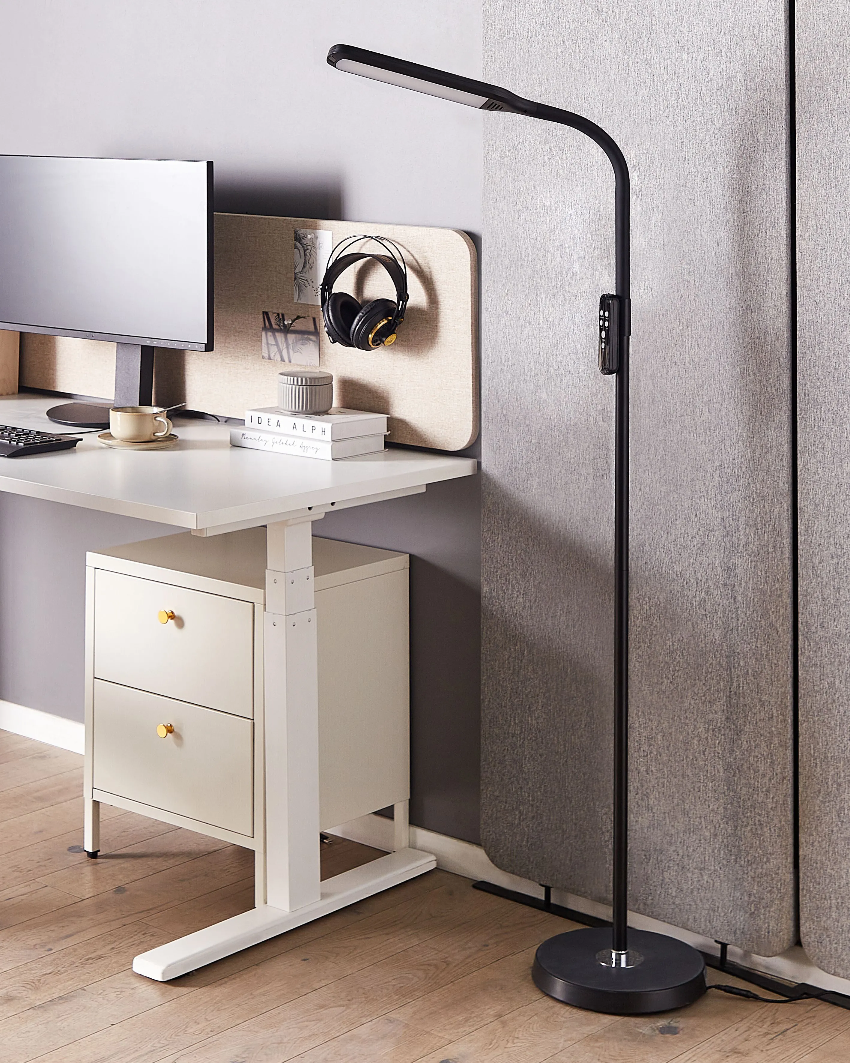 LED staande lamp ARIES met afstandsbediening met dimmer Metaal Zwart