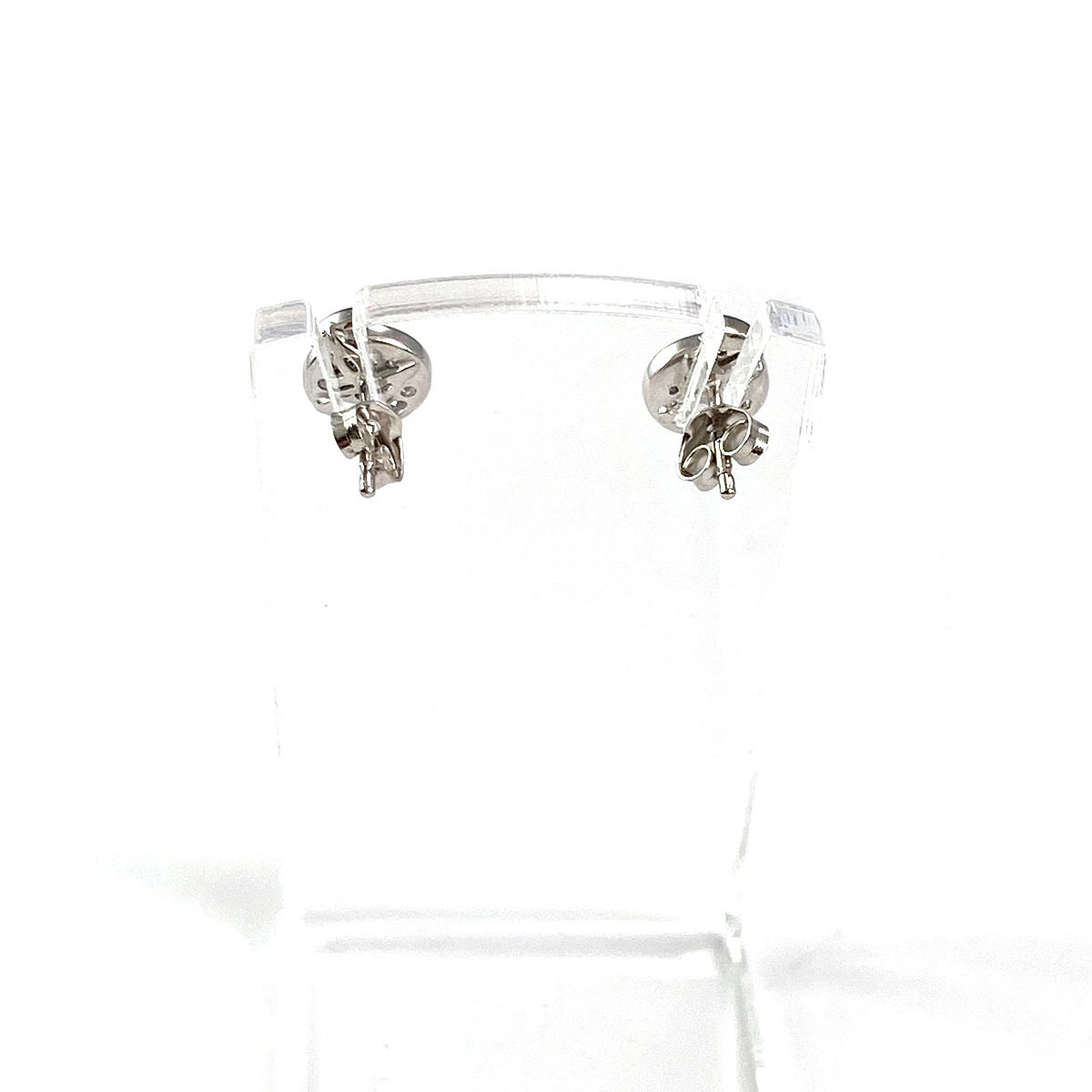 Boucles d'oreilles clous d'occasion or 750 blanc diamants synthétiques