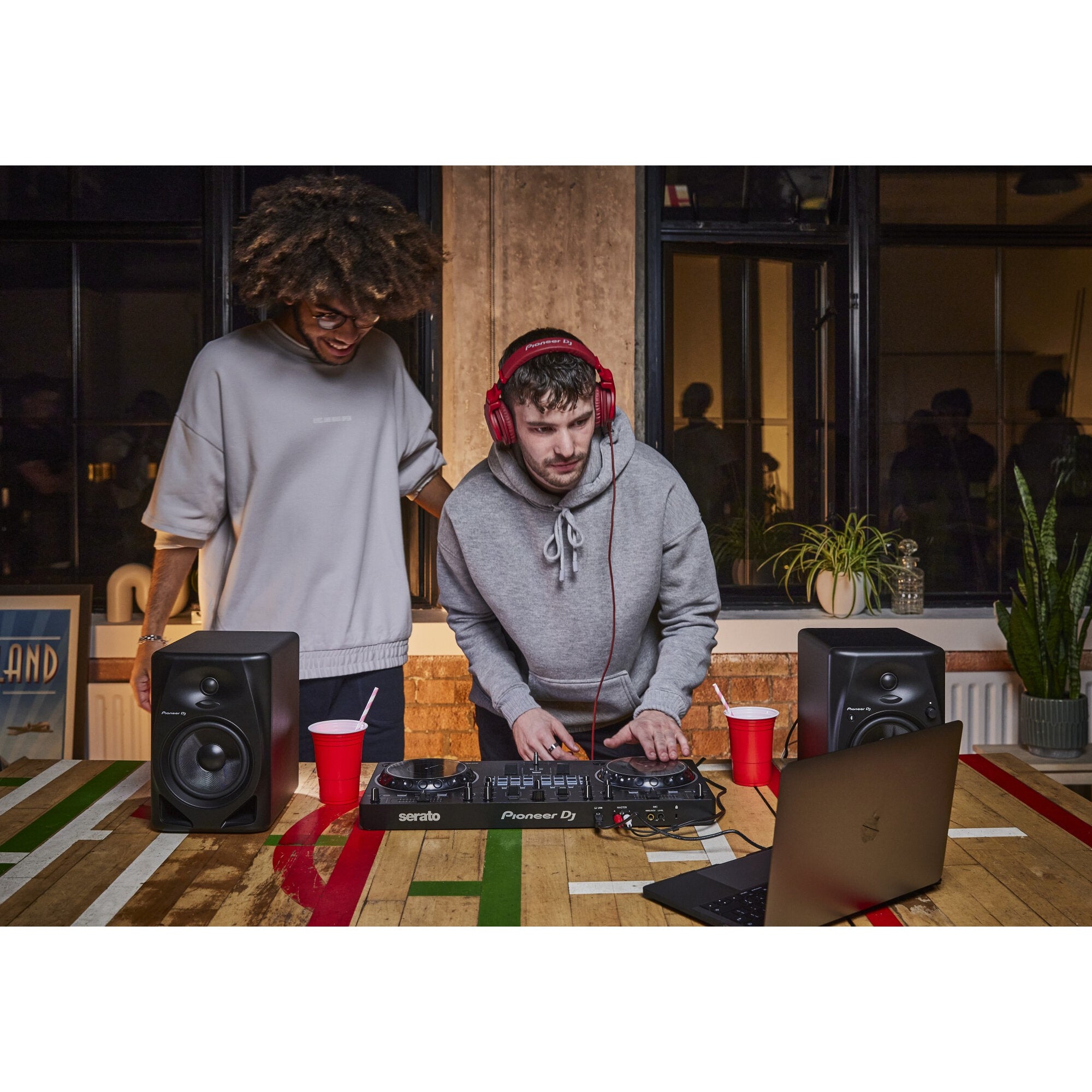 Pioneer DJ DDJ-REV1 DJ-controller voor Serato DJ Lite
