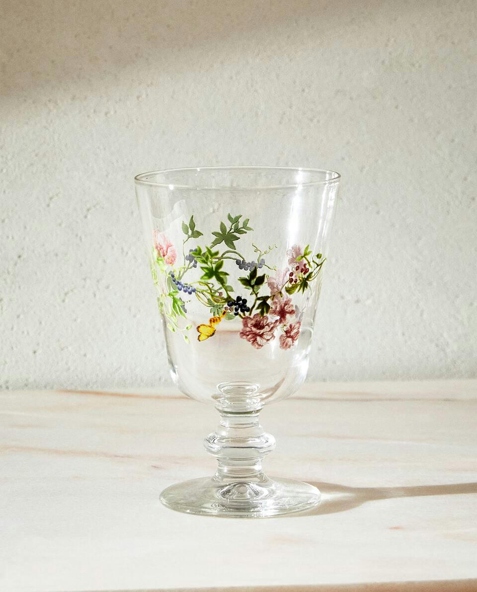 Copo com estampa floral