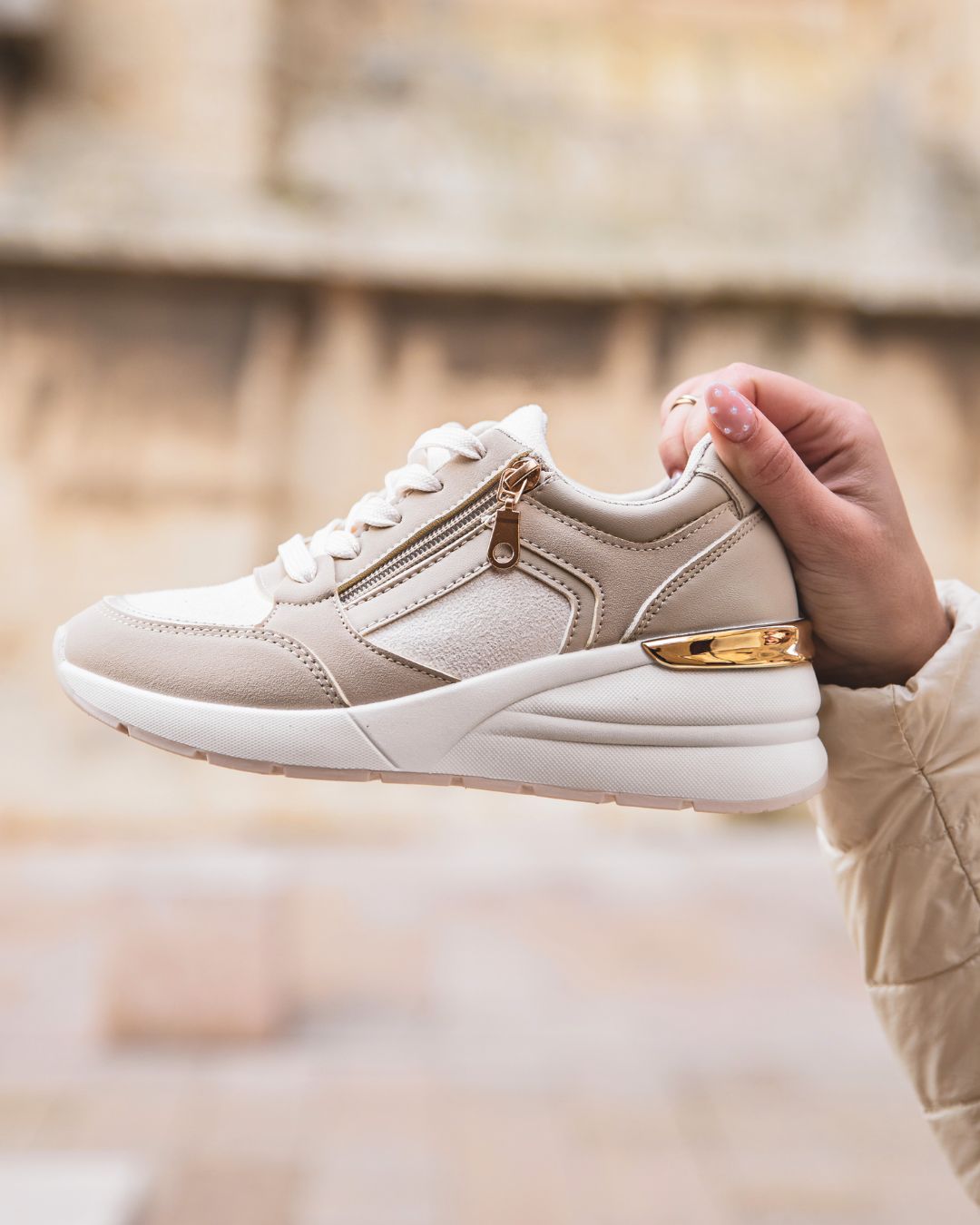 Basket femme beige à lacets - Giana