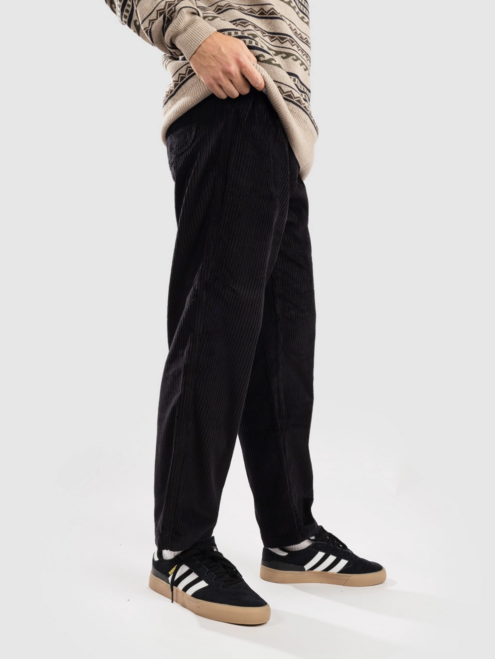 Blue Tomato Fat Cord Pants black