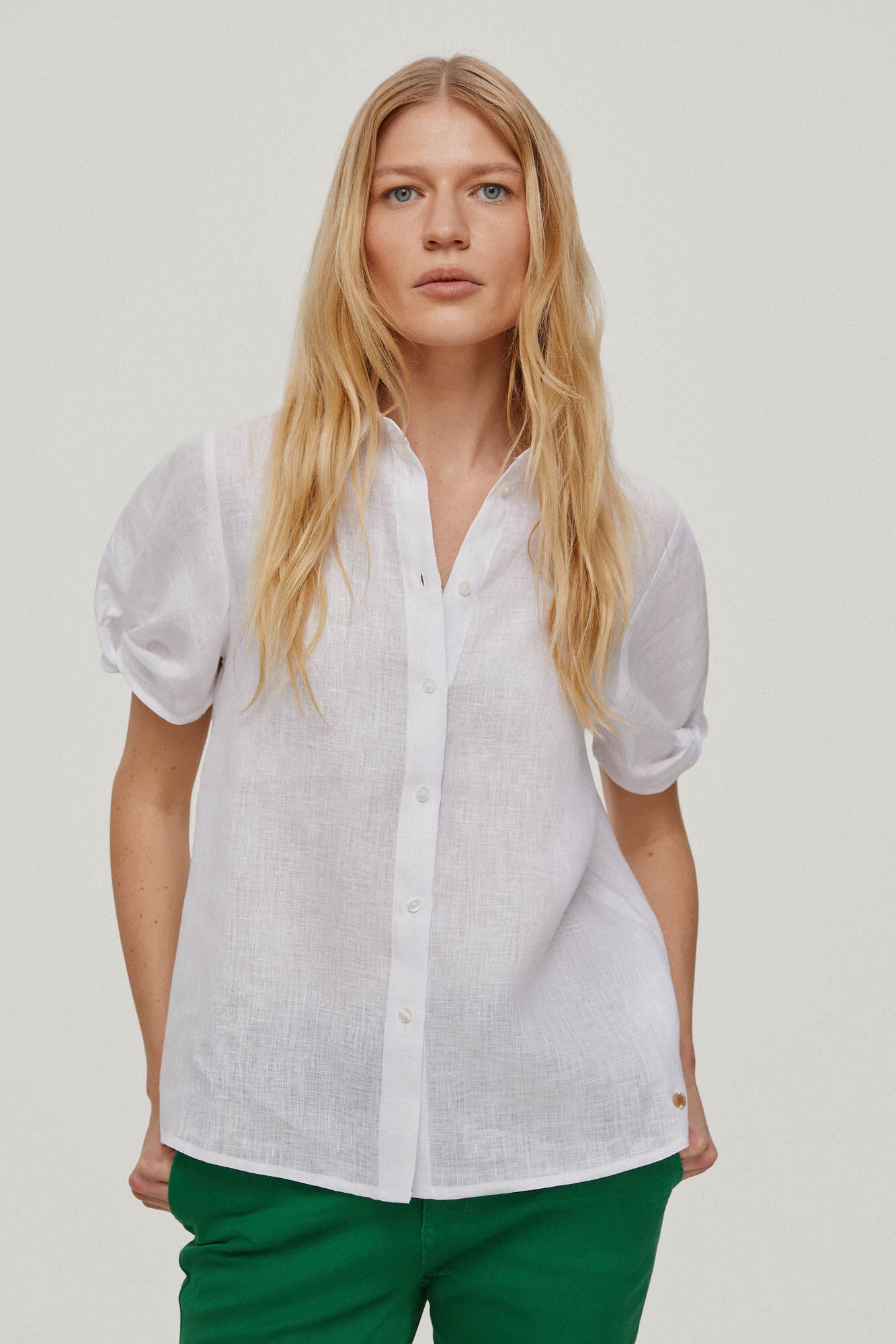 Blusa com detalhe de punho - Branca