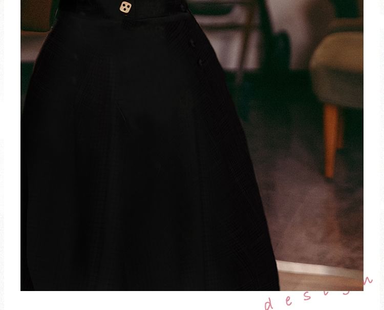 Cocaliso - Set: Pofmouw Trui met Hoge Hals en Effen Kleur + Midi Overall Jurk
