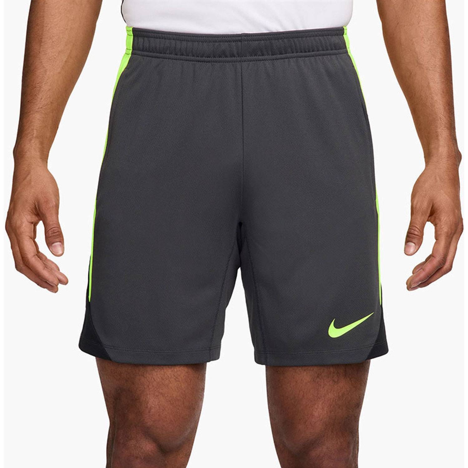 Nike Strike Short