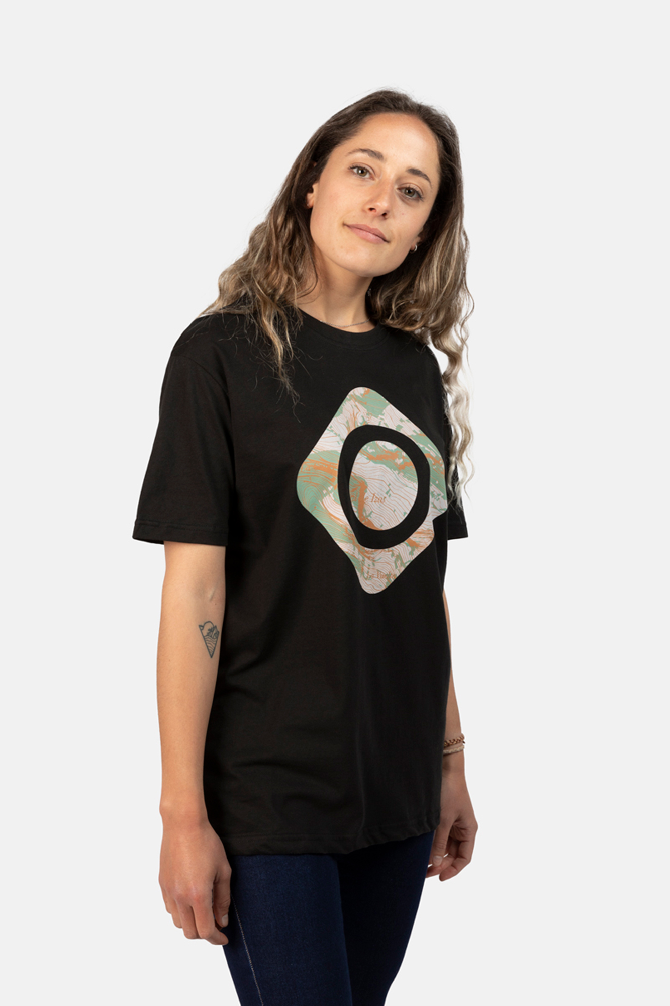 Camiseta Ena de manga curta unissex em algodão