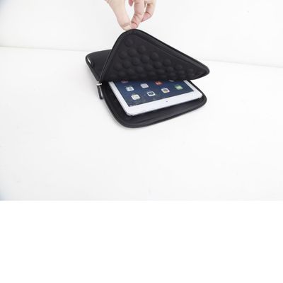 We - Housse universelle pour tablette jusqu'à 11'' - noire