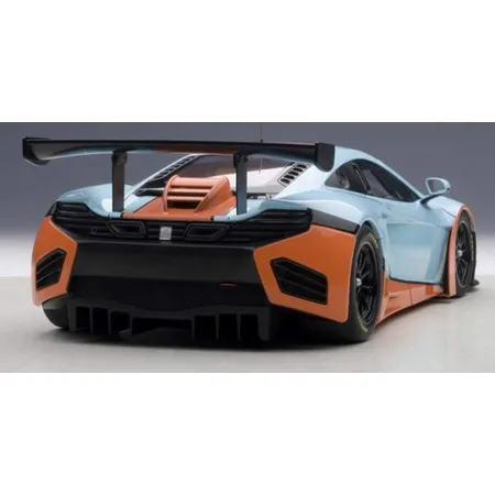 AUTOart MCLAREN MP4-12C GT3 GULF LIVERY 2011