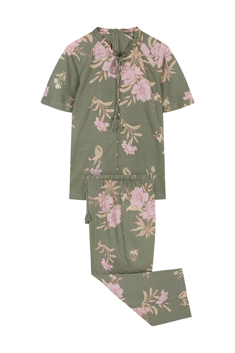 Conjunto de pijama floral verde com calça capri - estampa
