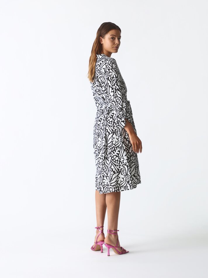 Vestido midi camisa - Preto/cru