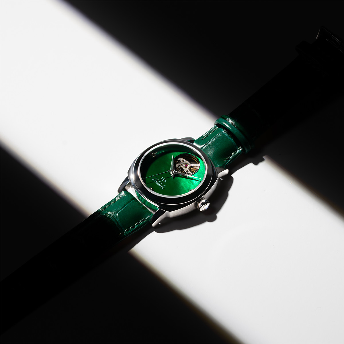 Montre MATY GM automatique cadran vert bracelet cuir vert