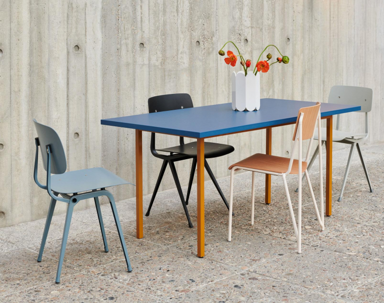 Hay Two-Colour tafel 160x82 licht grijs, oker onderstel