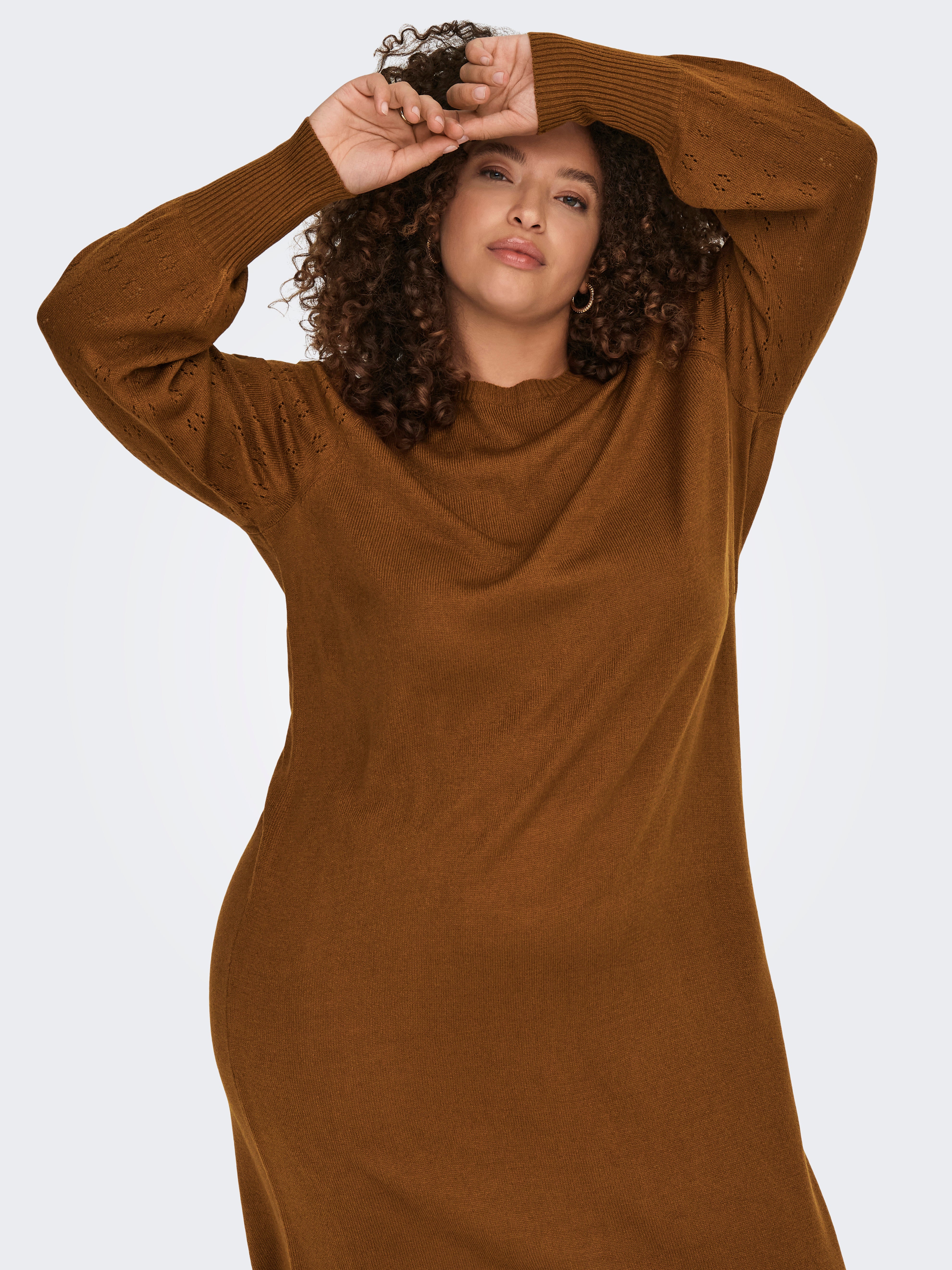 CARMIRLA Strickkleid Monks Robe