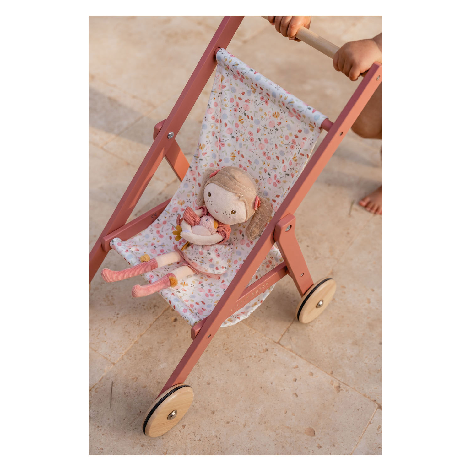 Little Dutch Houten Poppenbuggy FSC