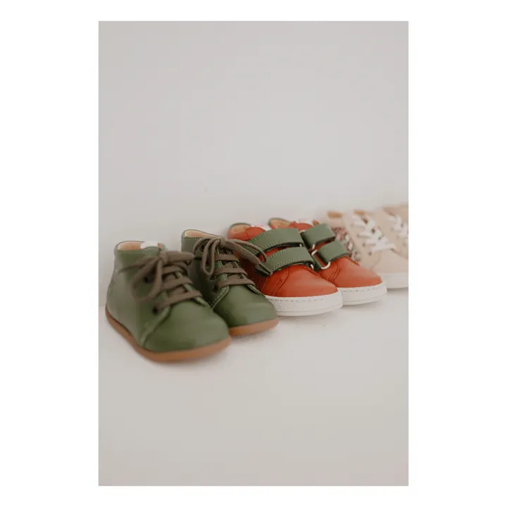 Pom d'Api Baskets Scratchs Mousse Easy Top x Smallable | Marron