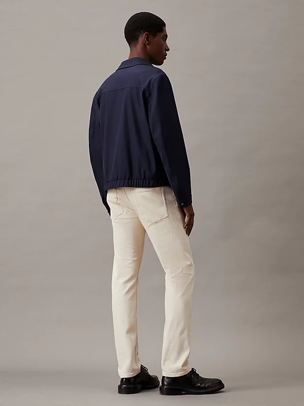 calça jeans justa