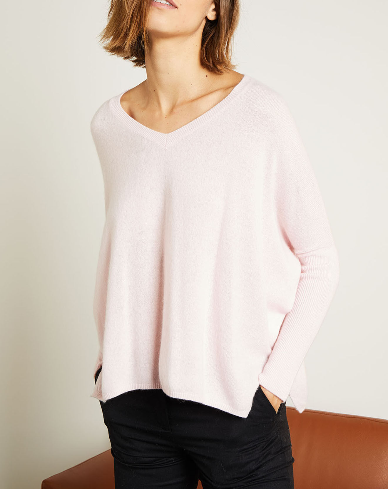 Miss Cashmere Pull poncho 100% Cachemire Axelle Col V rose poudre