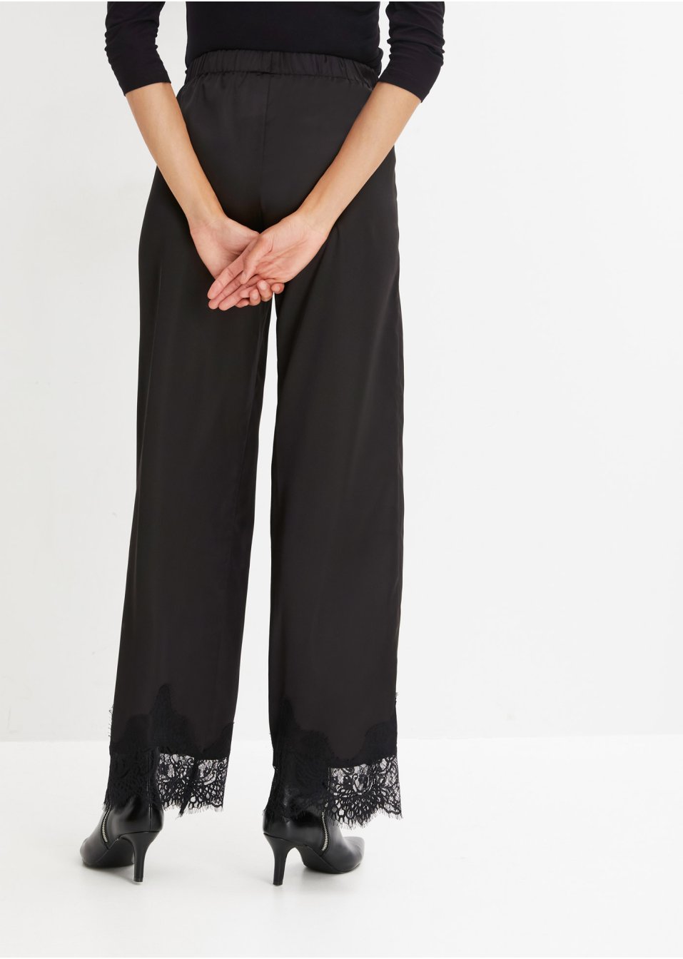 Pantalon en satin avec dentelle