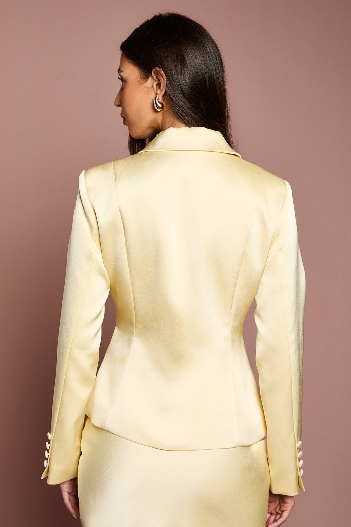 Coast Veste Cintrée Avec Revers En Satin