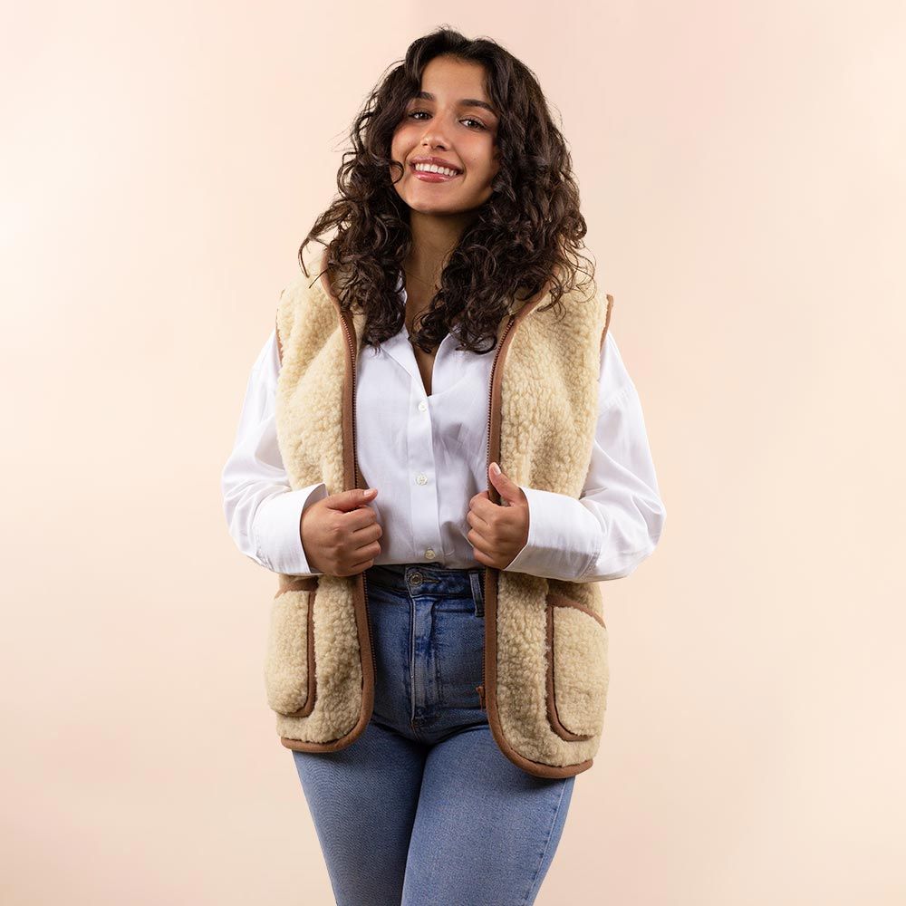 Moonrise dames wollen vest Ronja bruin met capuchon