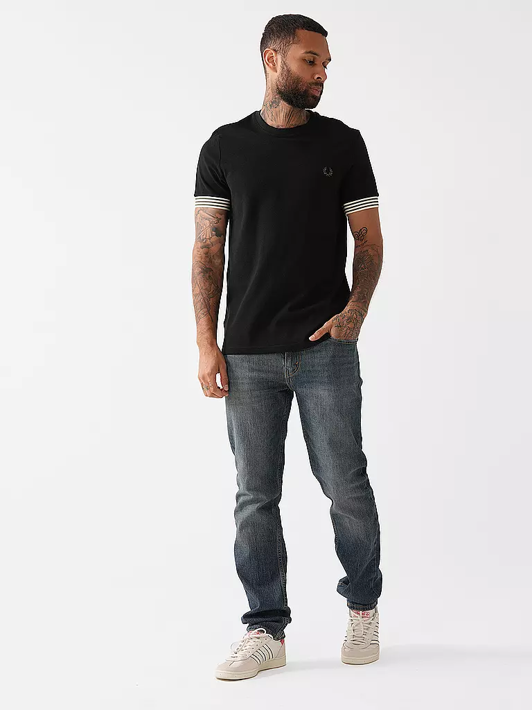 FRED PERRY T-Shirt schwarz