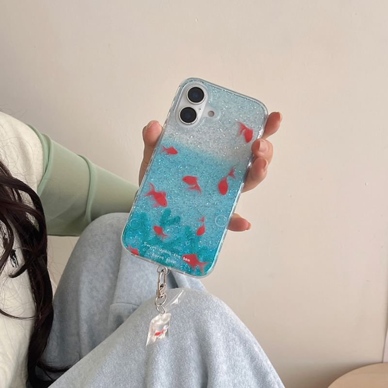 Edgin - Vis Glitter Telefoonhoesje / Bandje / Set - iPhone 16 Pro Max / 16 Pro / 16 Plus / 16 / 15 Pro Max / 15 Pro / 15 Plus / 15 / 14 Pro Max / 14 Pro / 14 Plus / 14 / 13 Pro Max / 13 Pro / 13 / 13 Mini