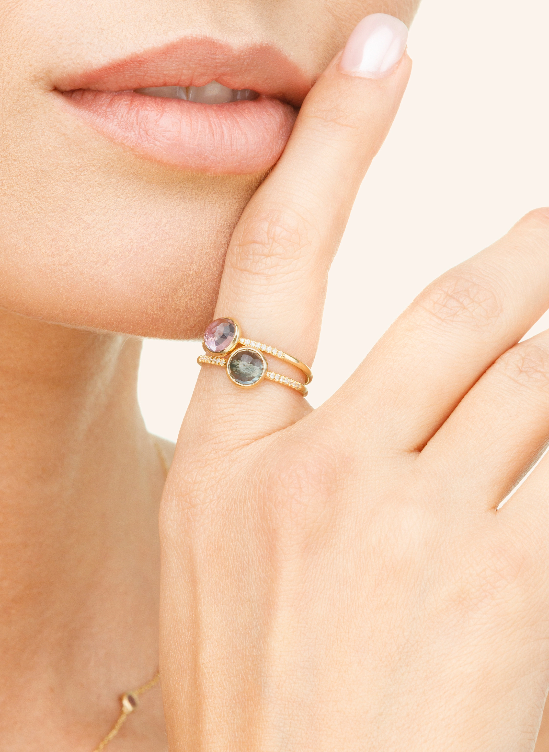 Leaf Ring AMETHYST aus 14 Karat Gelbgold mit Diamanten