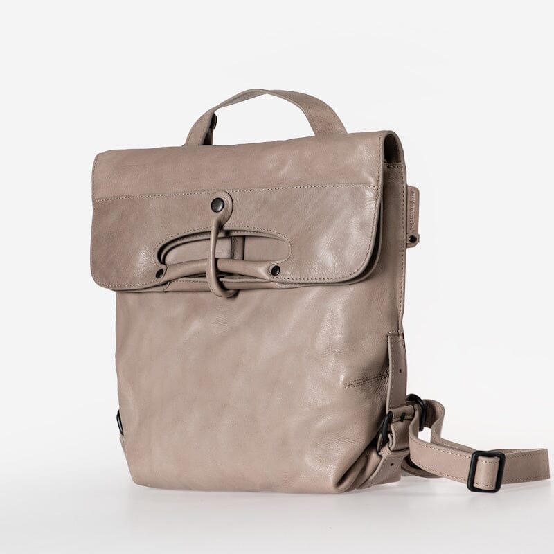 Aunts & Uncles Grandma's Luxury Club Backpack / Shoulderbag Mrs. Mince Pie Vintage Khaki