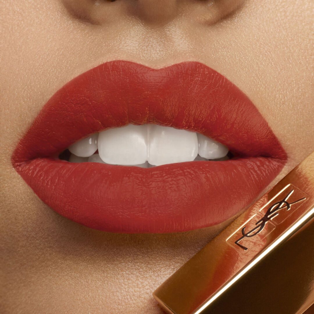 Yves Saint Laurent Rouge Pur Couture The Slim Batom Mate