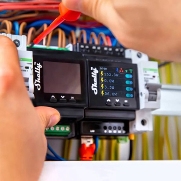 Shelly Pro 4PM slimme schakelaar & energiemeter WiFi Bluetooth DIN-rail (4-kanaals)