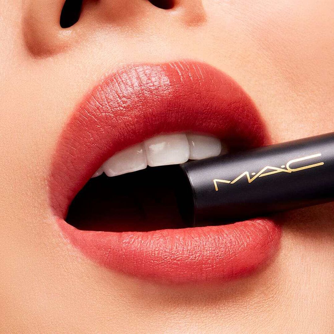 POWDER KISS MAC-POWDER KISS