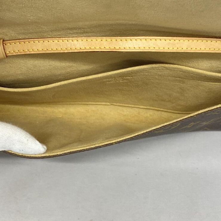 Louis Vuitton Vintage Louis Vuitton Twin Pochette Brown