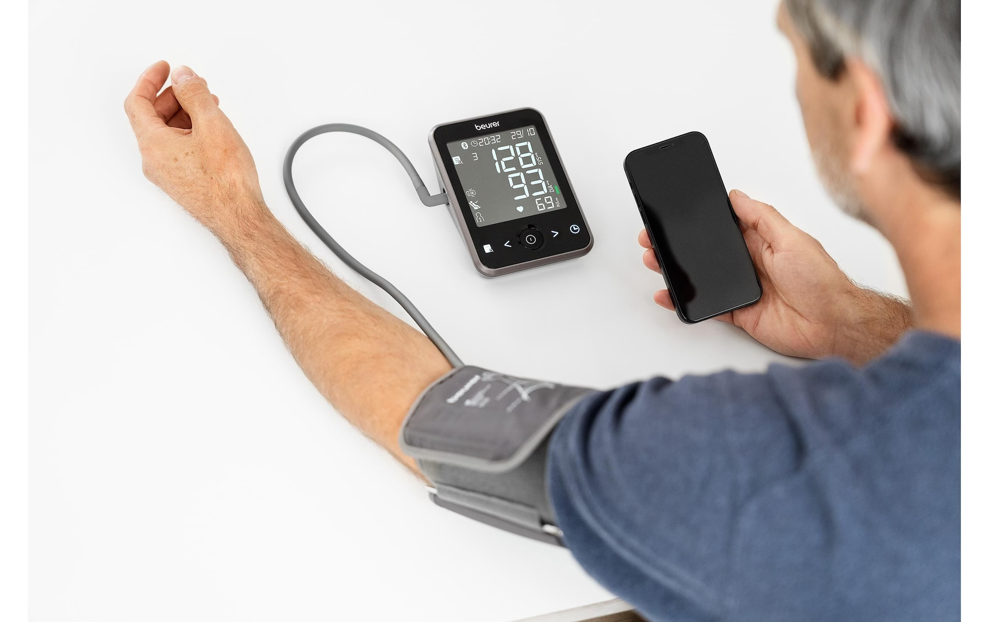 BM 64 Blutdruckmessgerät für den Oberarm mit Inflation-Technology   Patentiertem Ruheindikator (65400) - Schwarz