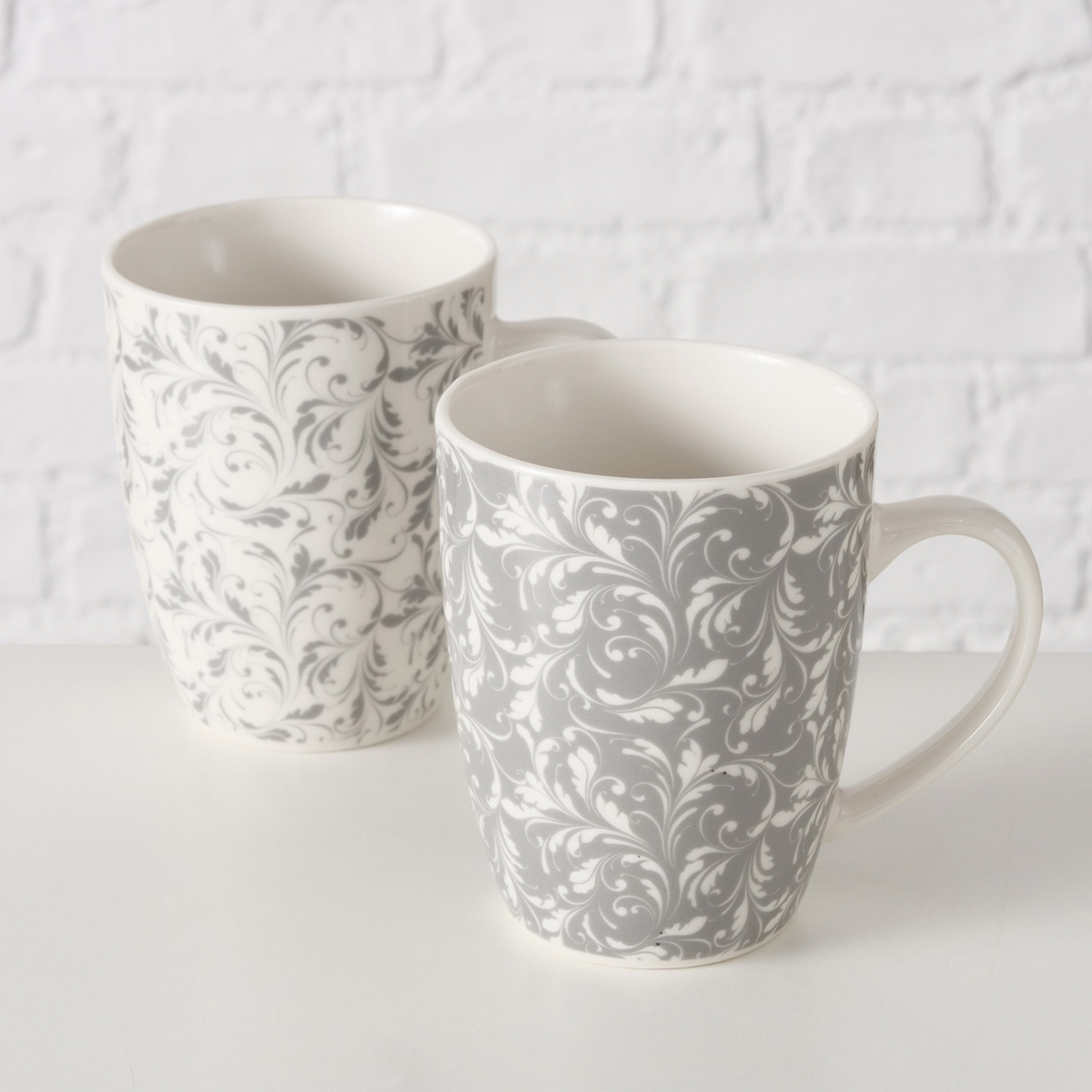 Becher - grau-weiß - Ornament - sortiert