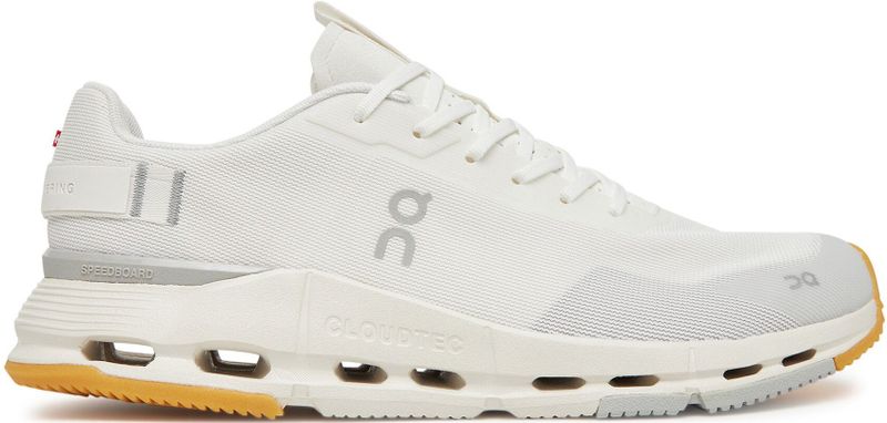 On - Cloudnova Form 2 - Sneakers - Lichtgrijs / Wit