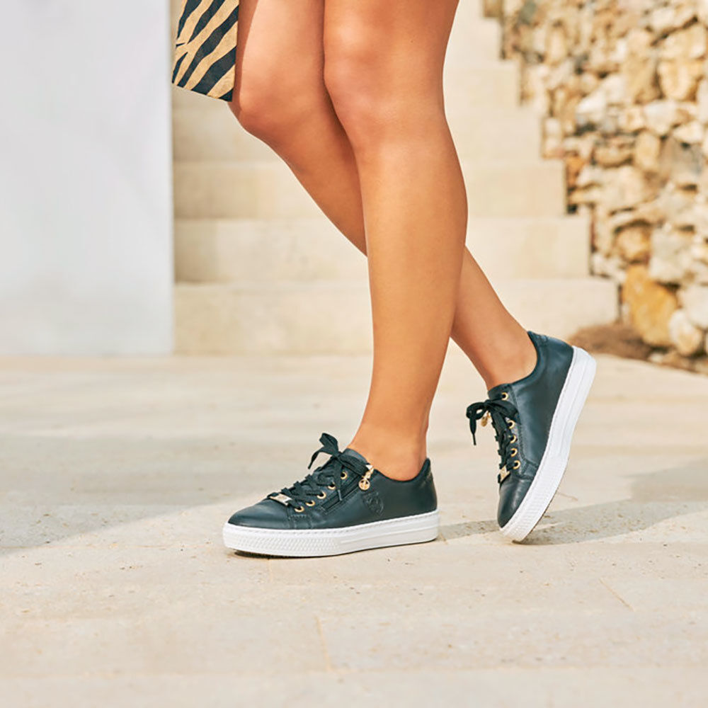 Rieker Sneaker aus weichem Leder