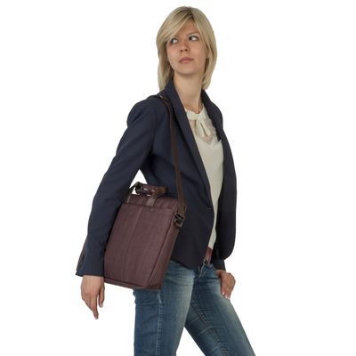 RIVACASE Biscayne - Sacoche pour ordinateur portable 15,6