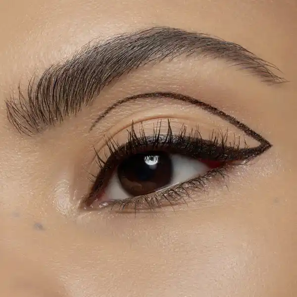 Eyeliner pen extra long-lasting 010 Blackest Black