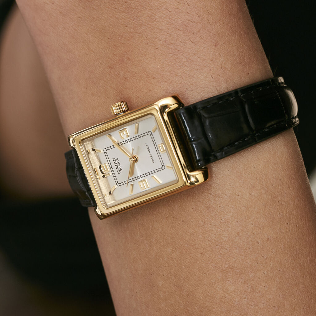Montre Casio Collection Women Gris