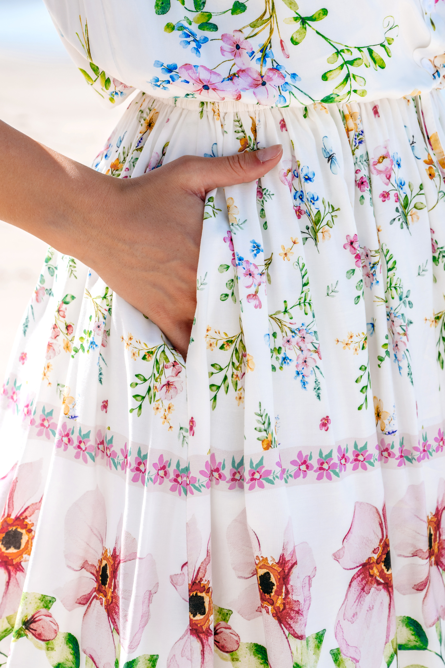 Robe mini avec taille à nouer à imprimé floral