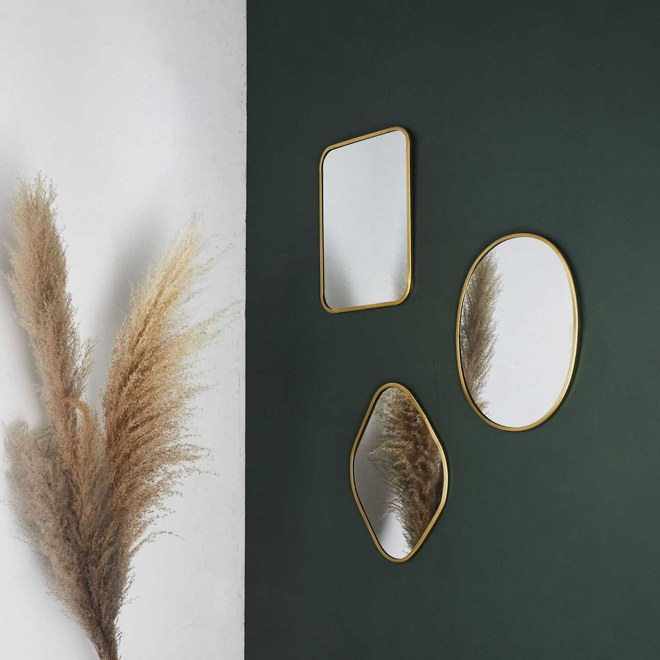 Home Deco Factory 3 Miroirs assortis contour doré - 25x34 cm