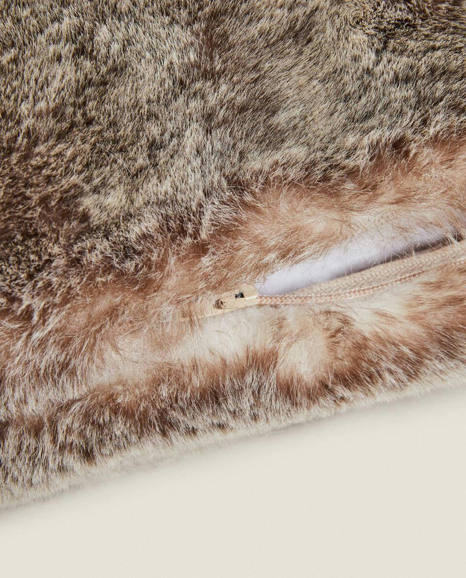 CAPA DE ALMOFADA DE PELE