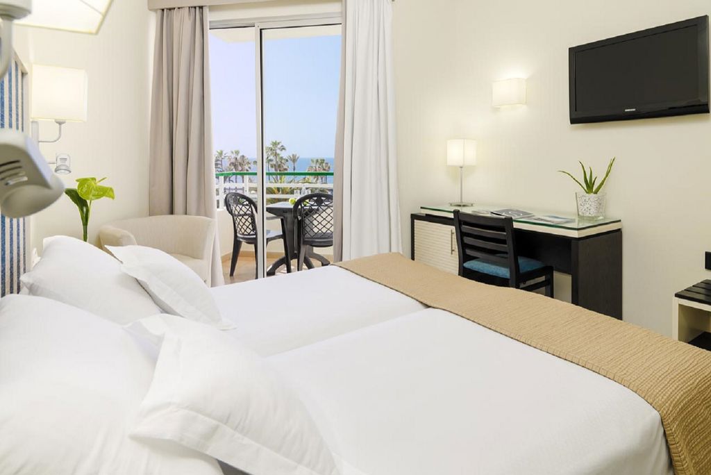 H10 Las Palmeras Logies en ontbijt - Hotel